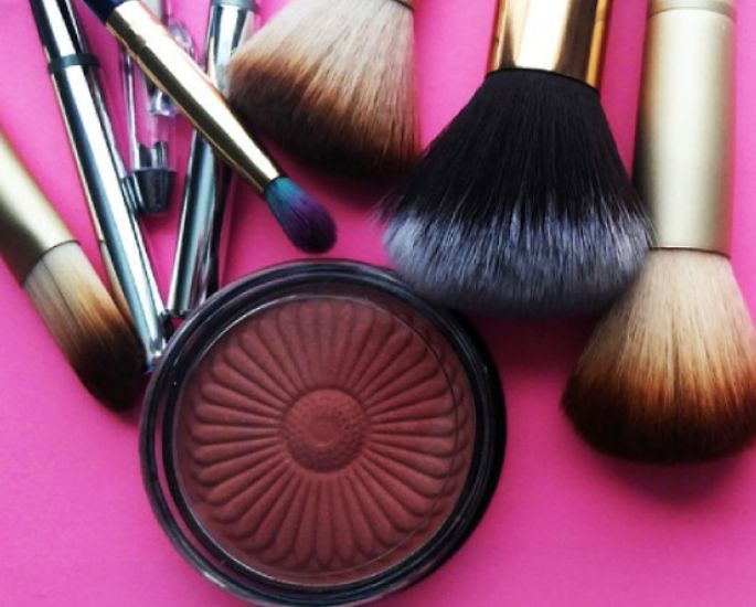 أدوات تجهيز صالون نسائي