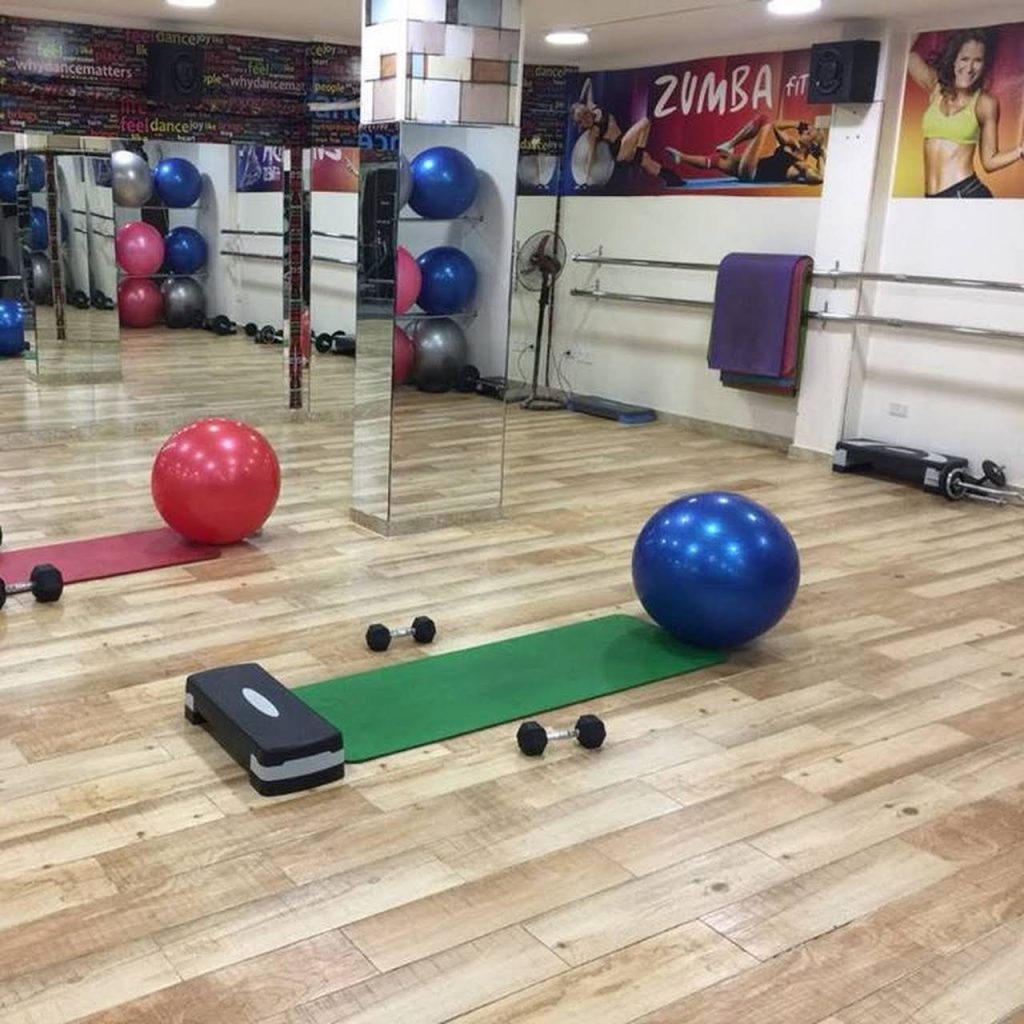 ادارة نوادي نسائية