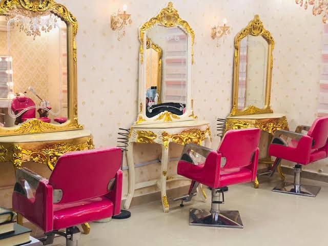 هل مشروع صالون نسائي مربح