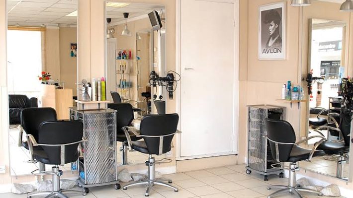 كيف تحافظ علي عميل صالونك